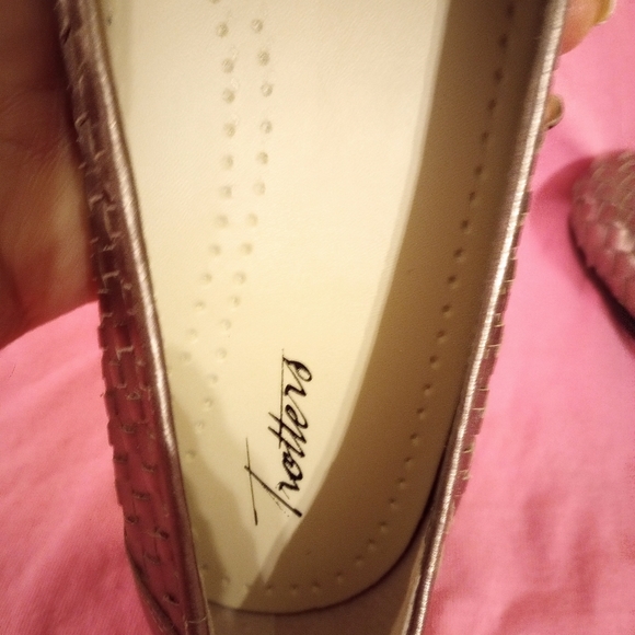 Trotter's Liz Leather Pewter Loafers - 10.5 - Picture 7 of 11